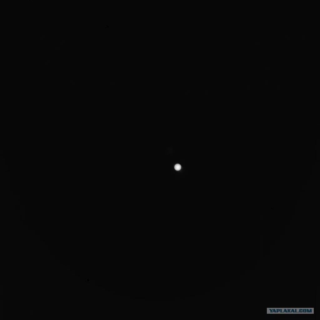 фотографию точки. чёрный фон с белыми точками. чёрный фон с белыми точками. прицел белая точка самп. фотографию точки.