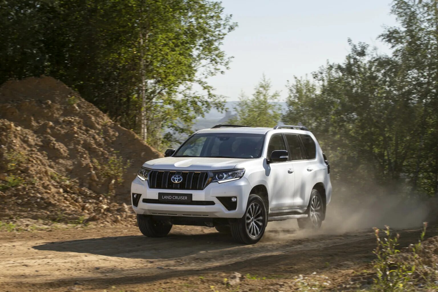 Новый прадо дизель. Land cruiser prado 2025. тойота ленд крузер 2025. новый тойота прадо 2025. тойота ленд крузер 2025.