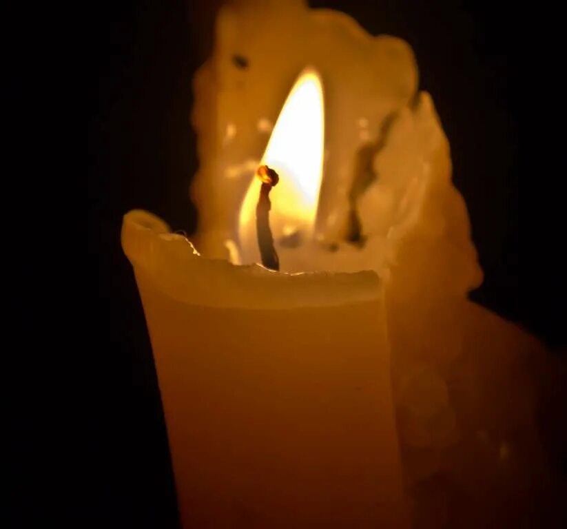 свечка автор. руна квеорт очищение. свечи в замке. крещенские свечи. свечка автор.
