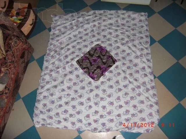 Пододеяльник ромбом. Пододеяльник с ромбом. Пододеяльник с квадратным вырезом. Пододеяльник с отверстием посередине. Пододеяльник с ромбом.