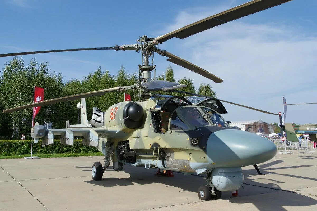 Новые вертолеты россии. Вертолет ка-52 "Аллигатор". Аллигатор вертолёт ка-52м. Ка-52м. Ка 52 Аллигатор вертолёты России.