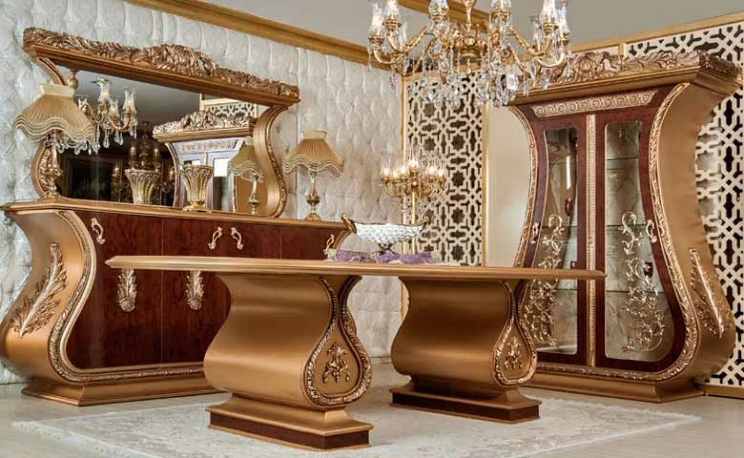 Сайт голд мебель. Золотая мебель. Лакшери мебель. Королевская мебель. Королевская мебель для кухни.