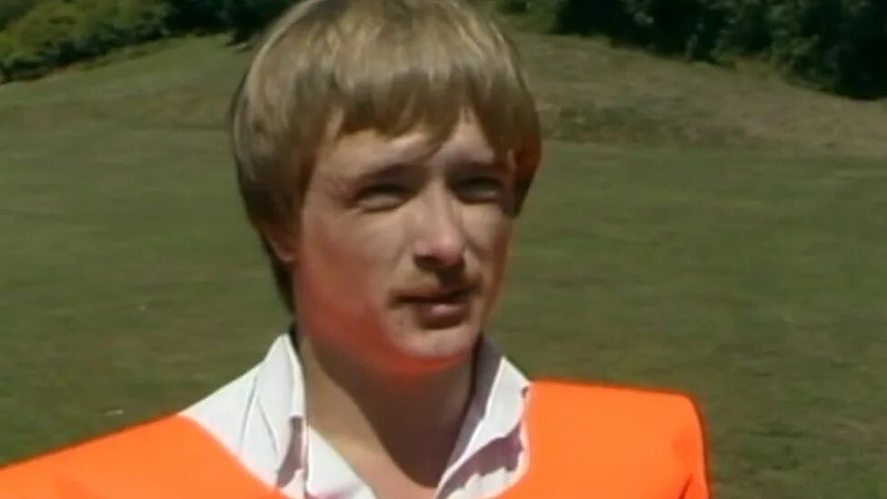 Профессор ютуб. Рассел бишоп. Знаменитый насильник детей. Дин робин вудс. Кэти вуд убийца.