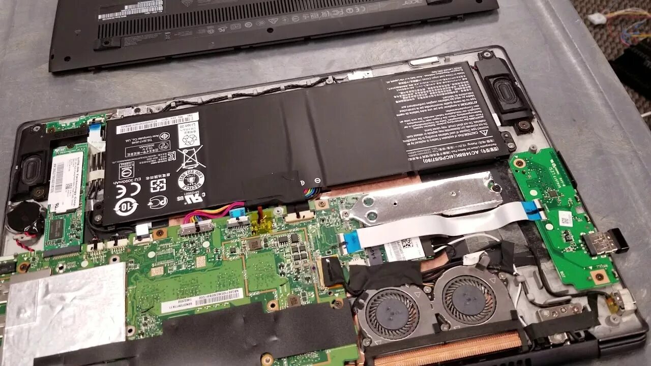 Acer aspire видит ssd. Acer aspire 3 ssd. acer aspire r13. acer aspire r3610. acer aspire r7-571.