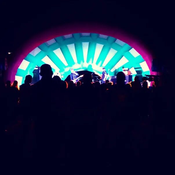 Sound boom
