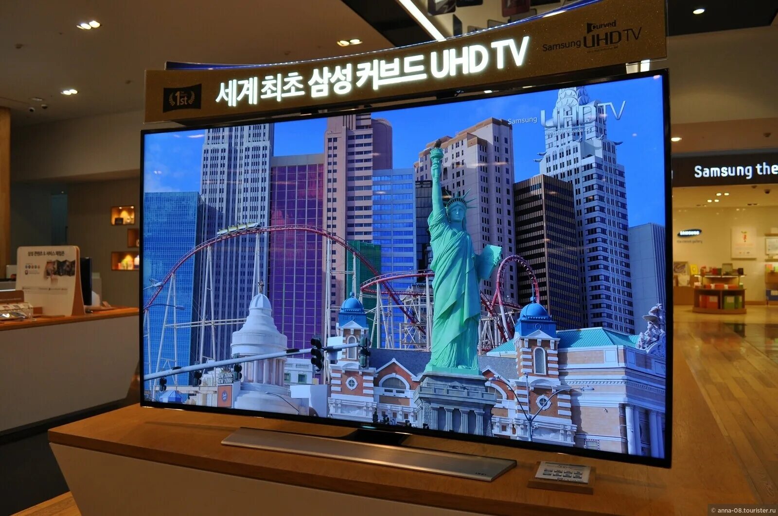 Samsung korean. Samsung южная корея. Samsung korean. самсунг s7d корея. штаб квартира самсунг сеул.