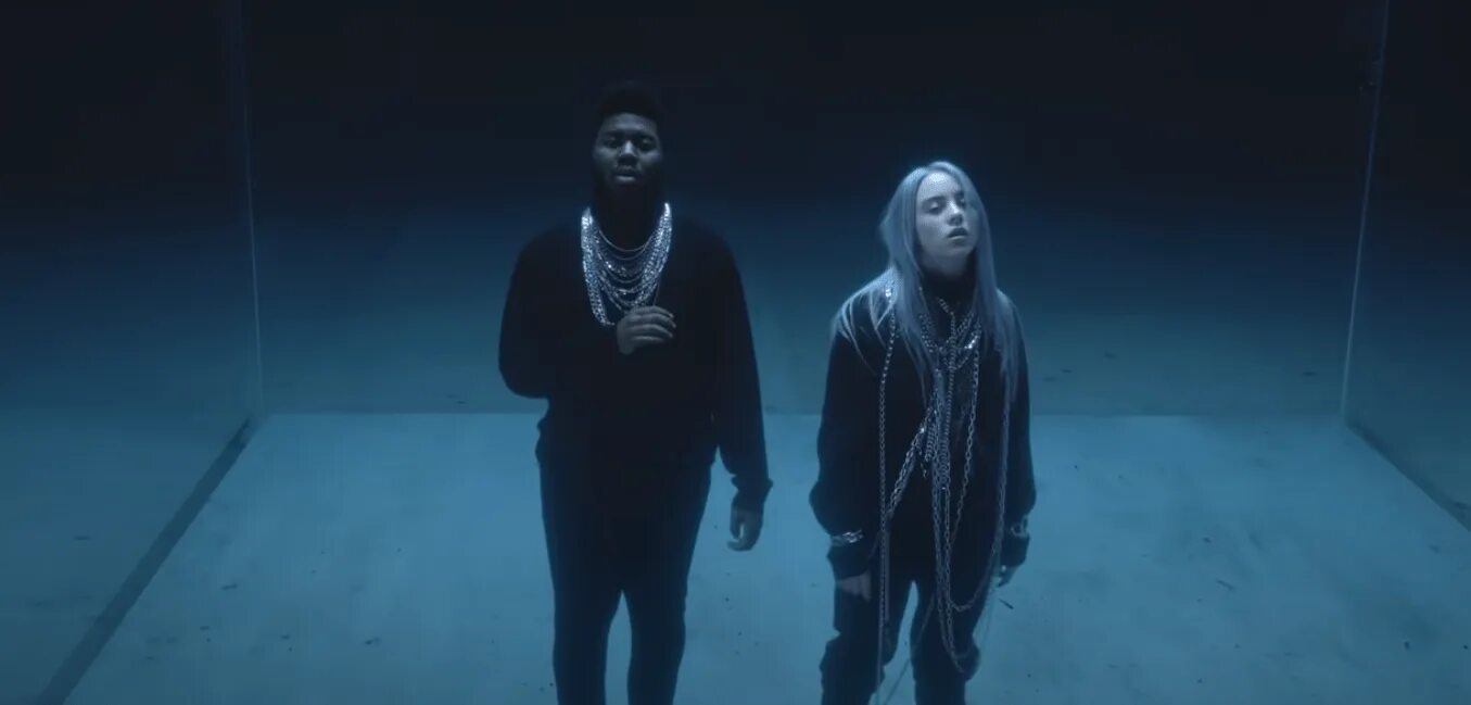 Билли айлиш в полный рост. Песня ken billie eilish. Песня ken billie eilish. Lovely billie eilish текст. Билли айлиш гифка.