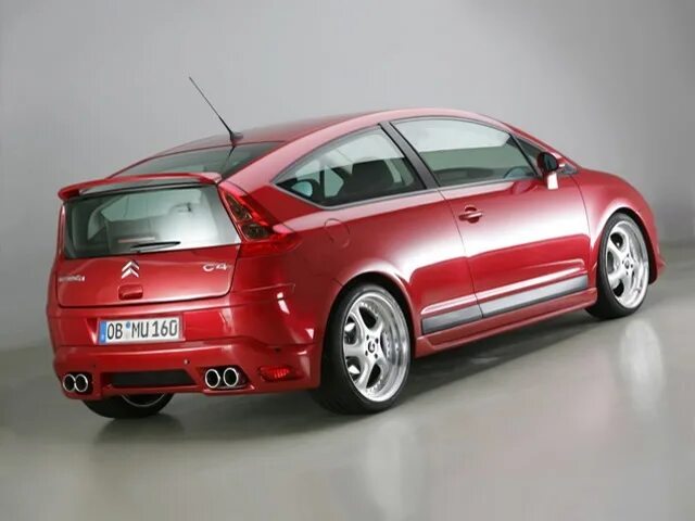 Citroen c4 Coupe. Ситроен с4 1 поколения. Обвес Citroen c4 Coupe. Citroen c4 2006 купе.