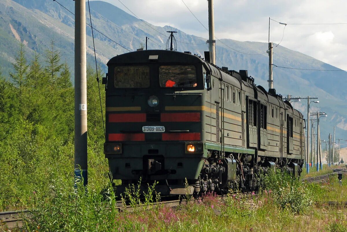 Таксимо новая чара. Таксимо жд вокзал. Жд новая чара. 2тэ10у бам. Таксимо новая чара.