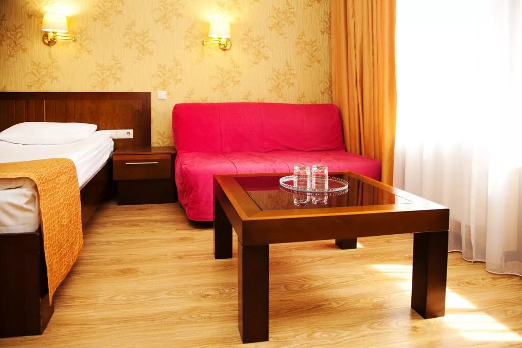 Gala hotel адлер. Гостиница гала адлер. Отель гала плаза, отель -*. Отель гала плаза красная поляна. Гала плаза, отель -* сочи (красная поляна).