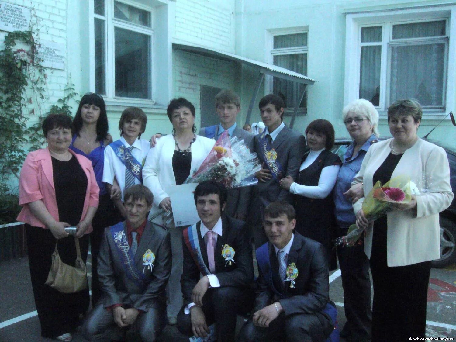 агаповская школа 2 2011 год. агаповская сош 1 им п. светлогорская средняя школа агаповский район.