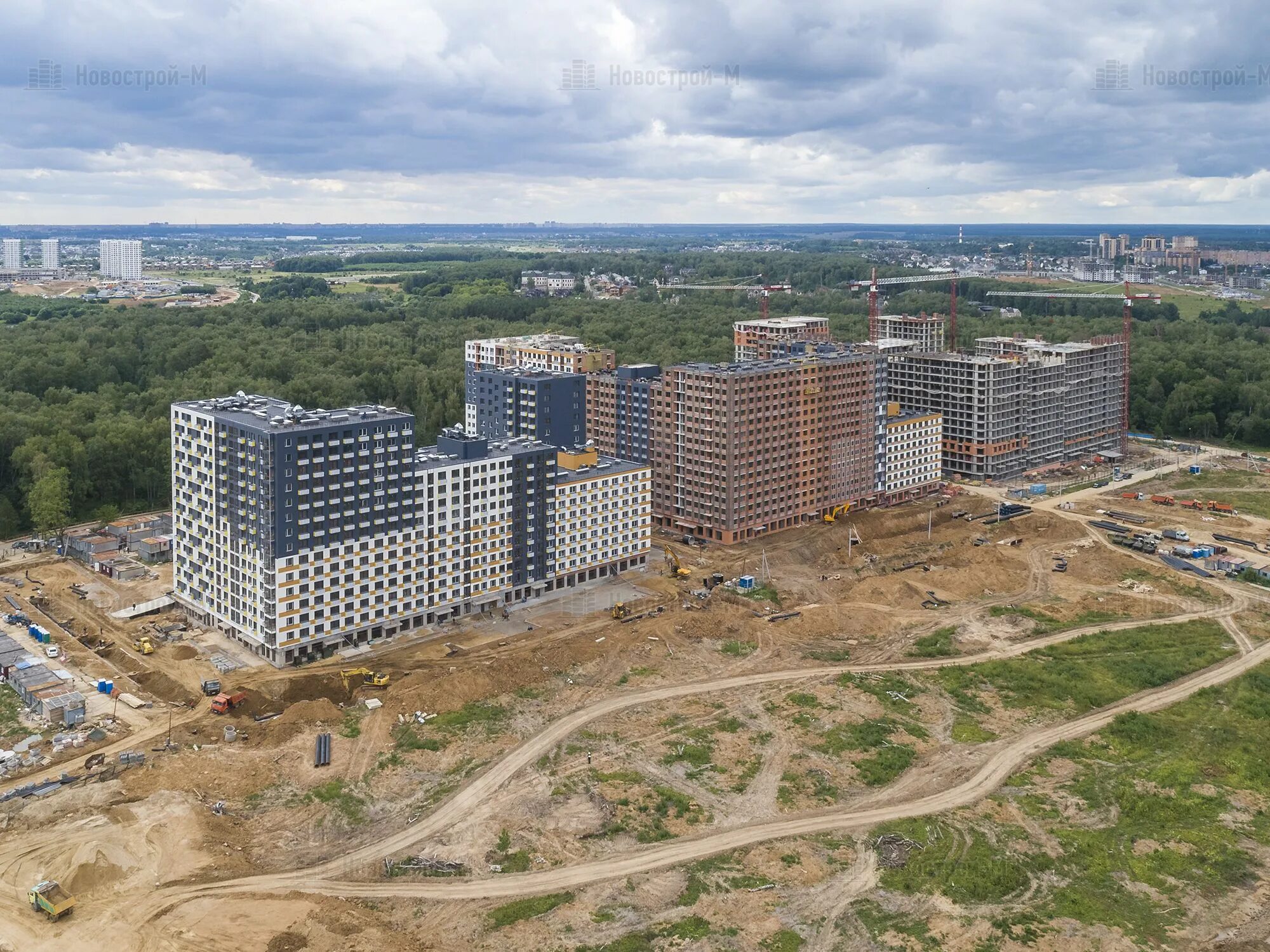 Старт продаж на котловане от застройщика. Жк москвичка. жк инновация гранель. жк серебрица. жк новая москва на котловане от застройщика.