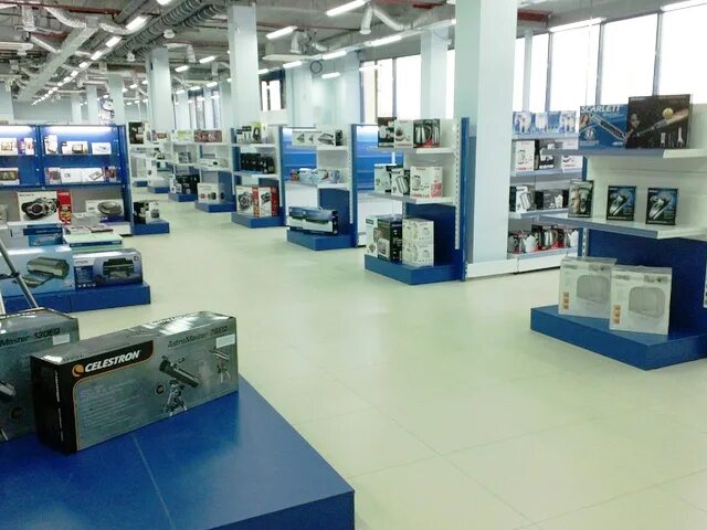 ленинградское шоссе вл 16. ленинградское шоссе, вл. мкр-н подрезково, кв-л кирилловка, стр. магазин химки молодежная 13. трейд химки.