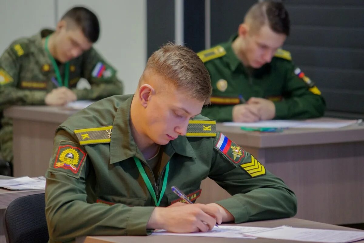 Академия Петра Великого курсанты. Военная Академия ракетных войск имени Петра Великого. Военная Академия РВСН. Адъюнктура военной Академии Петра Великого. Новый военный назначен