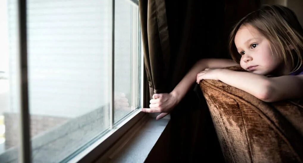 Мечтаю о доме. Девочки летом на даче. Мечты. Катрин белоцерковская фотограф. Mädchen чулпи.