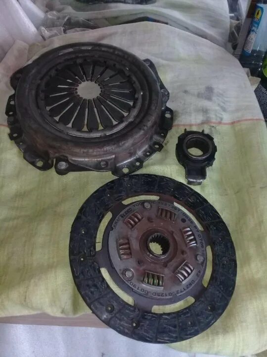 Корзина сцепления ваз 2114. Сцепление 2114. Корзина и диск сцепления на ваз 2114 цена. Сцепление 2114. Диск сцепления 2114.