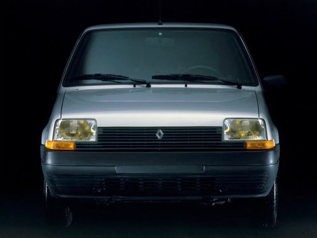 Renault 5 двигатель