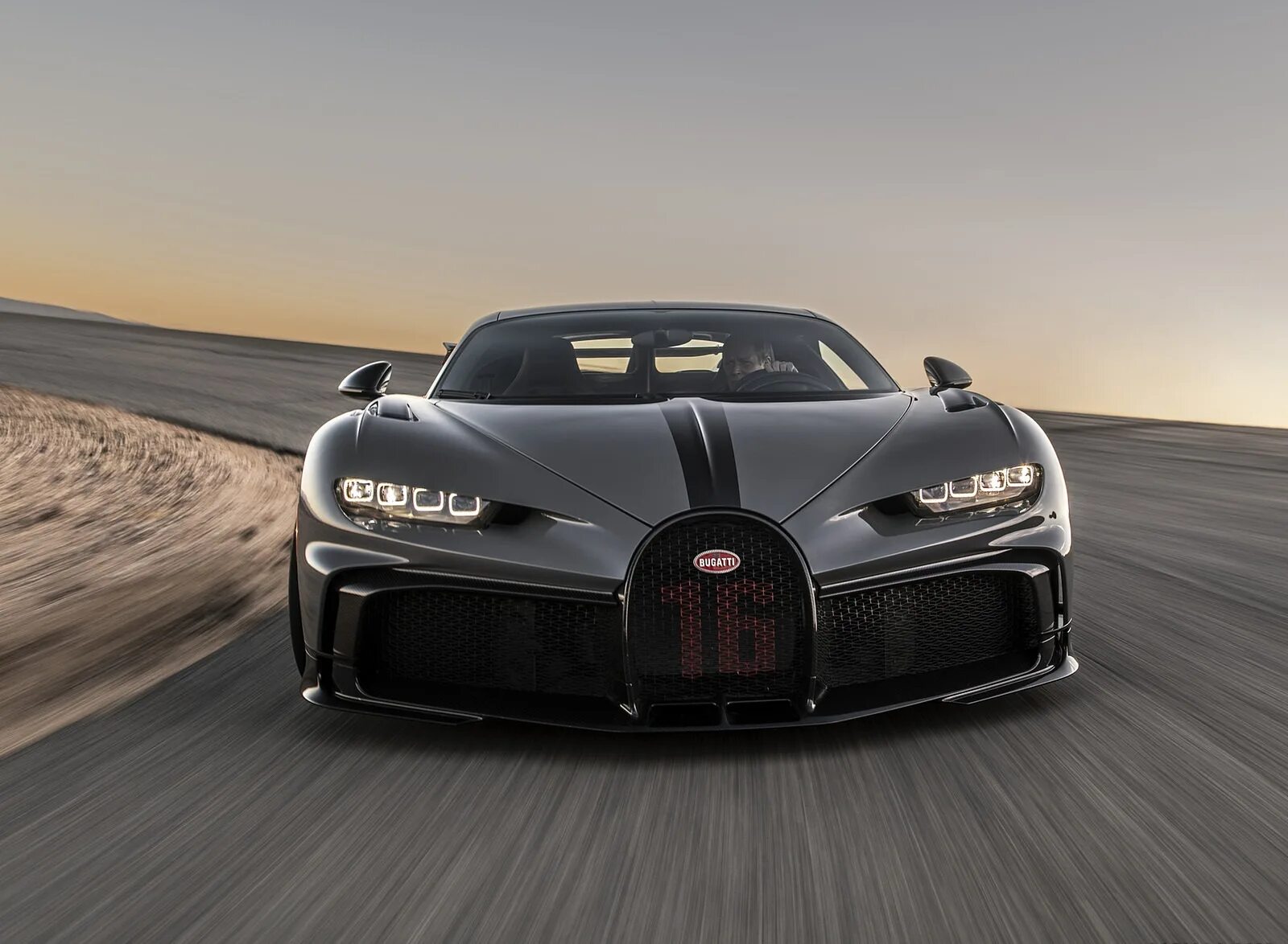 Bugatti 2021. Бугатти ЧИРОН. Bugatti Chiron Sport 2021. Bugatti Chiron super Sport. Bugatti Chiron super Sport 300+.