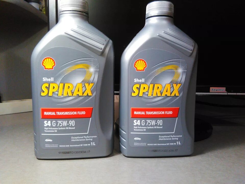 Замена масла мкпп рапид. Масло Shell Spirax s4 g 75w-140. Shell Spirax s4 at 75w-90. Масло КПП Рапид 1.6 механика. Масло в КПП Шкода Рапид 1.6 механика 90 л.с.