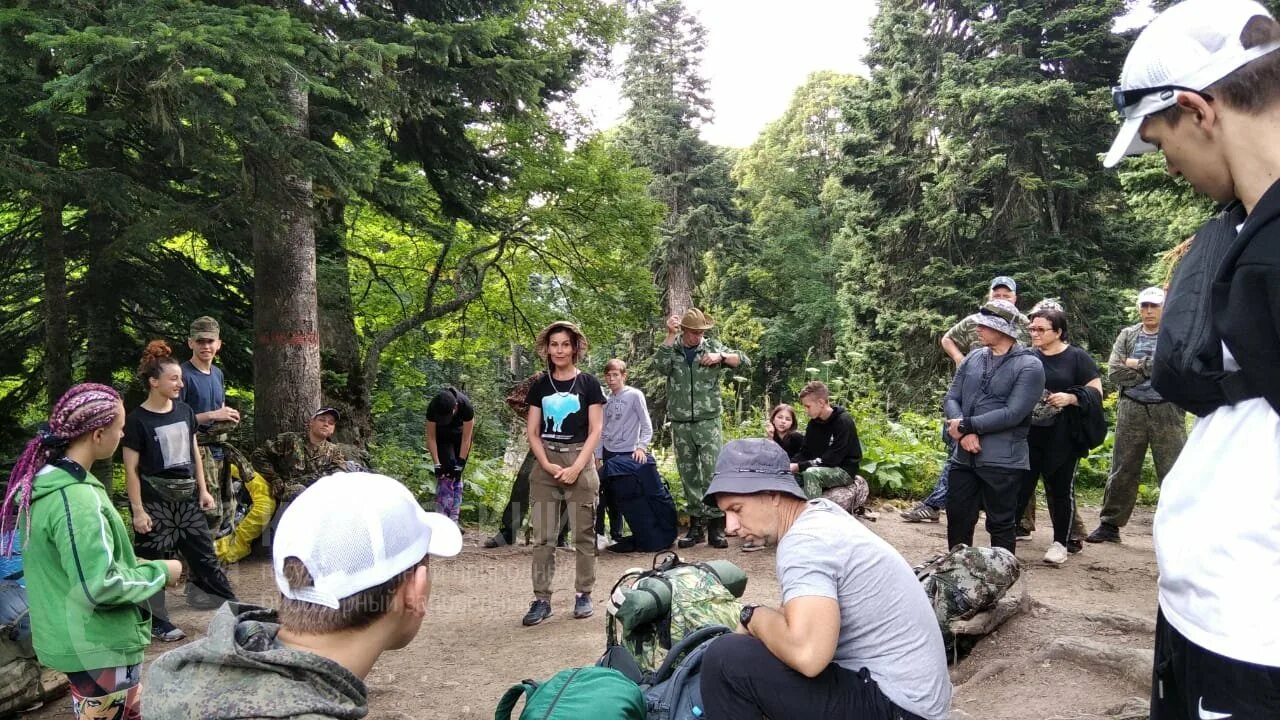 Патриотический волонтер. Кавказский заповедник волонтерство. Патриотическое волонтерство. Волонтерство и патриотизм. Гражданско патриотическое волонтерство.