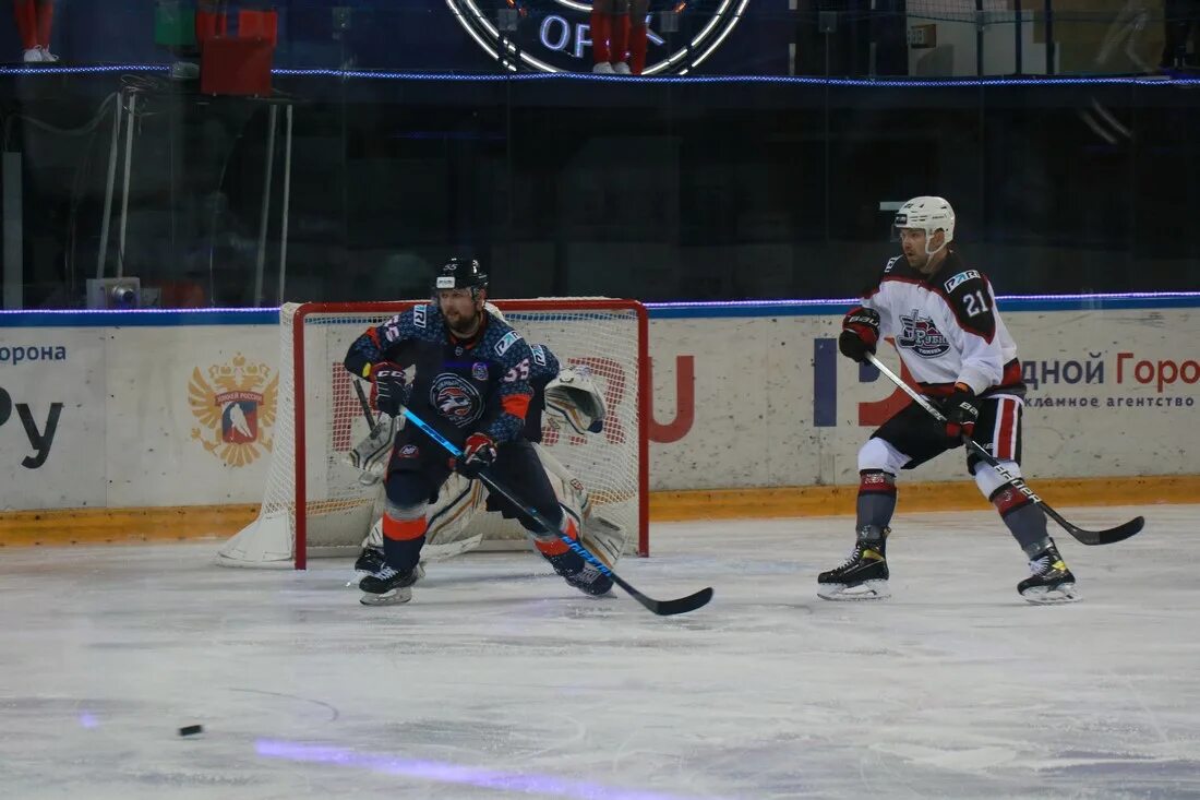 игроки южного урала. игроки южного урала. урал югра. южный урал команда орск. южный урал хоккеисты.