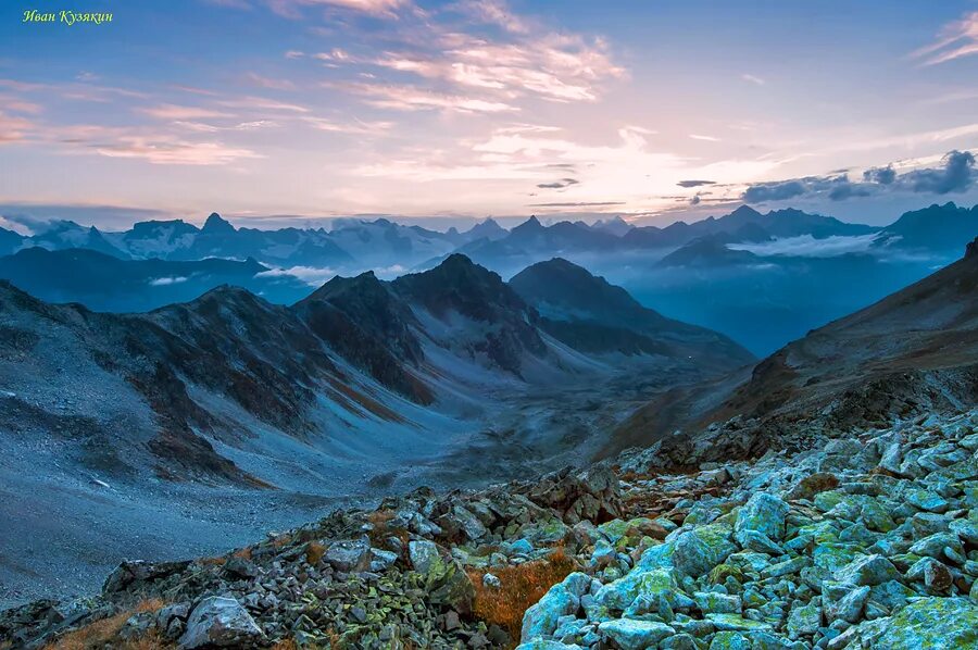 Горная Страна. Высокогорные страны. Гористые страны. Горная Страна фото.