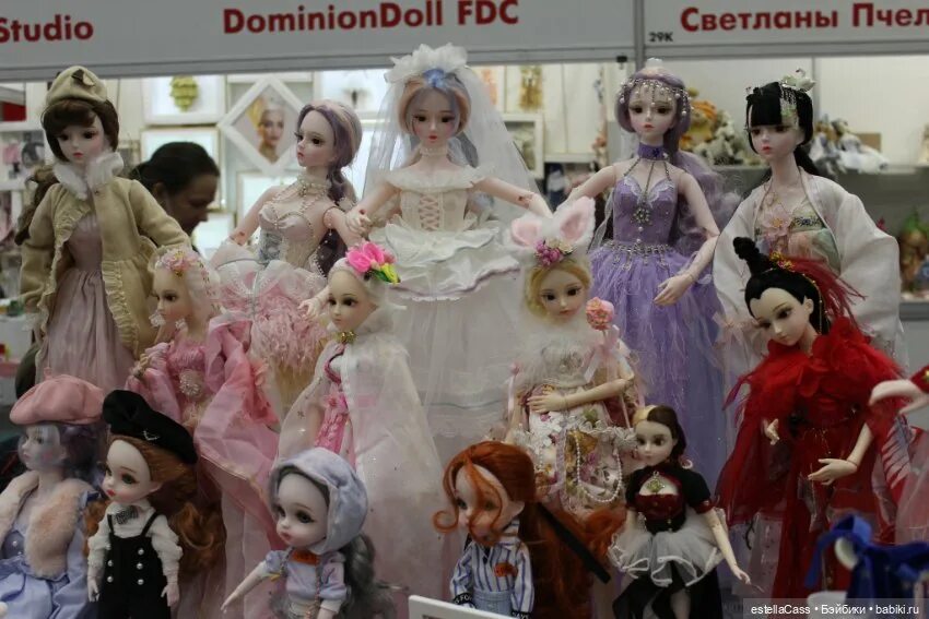 Выставка кукол на Тишинке 2023. Выставка кукол Тишинка. Ярмарка кукол на Тишинке. Куклы на Тишинке 2022. Выставки кукол 2024 год