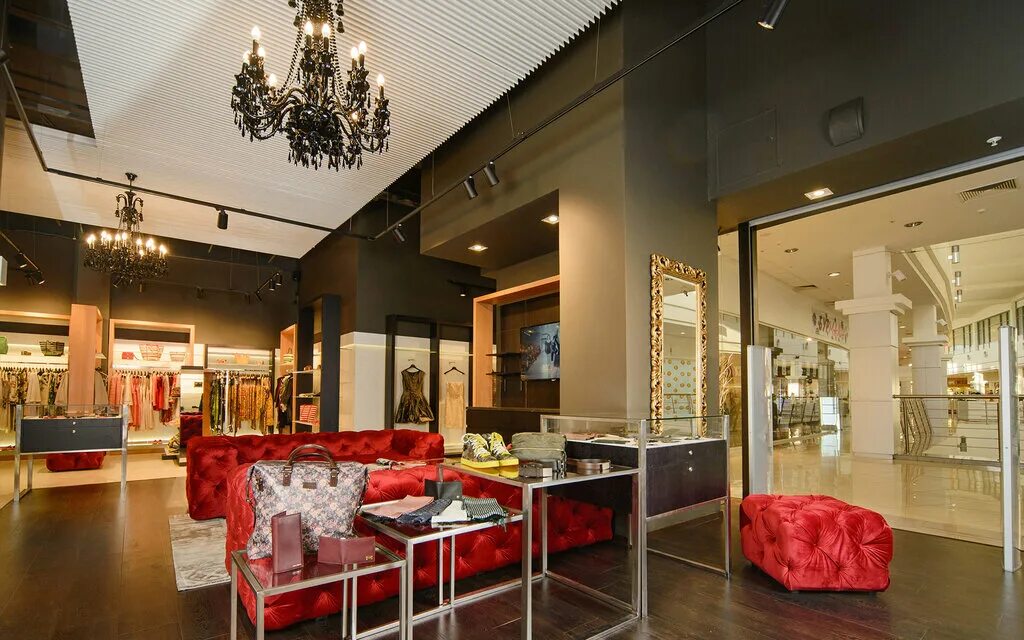 Где в милане находится бутик дольче габбана. Дольче габбана аутлет. Дольче габбана китай. Дольче габбана аутлет. Дольче габбана аутлет.