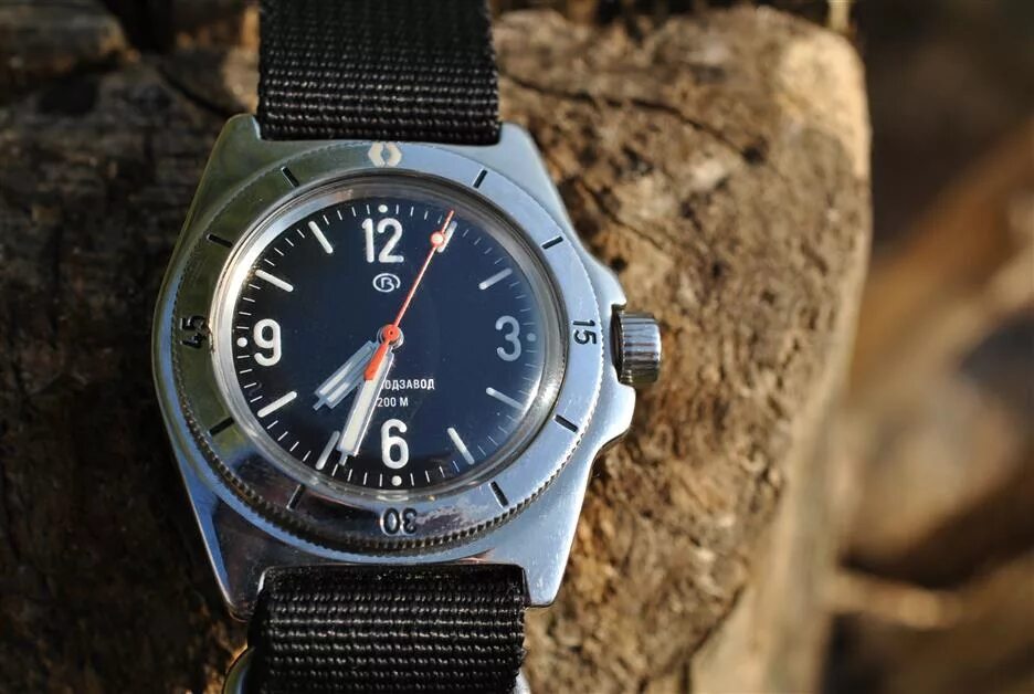 Амфибия 13025а. Амфибия 2416. Механические наручные часы восток амфибия 090913. Амфибия дата. Амфибия дата.