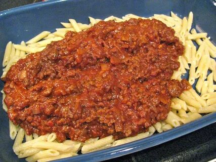 Мясо с макаронами в духовке