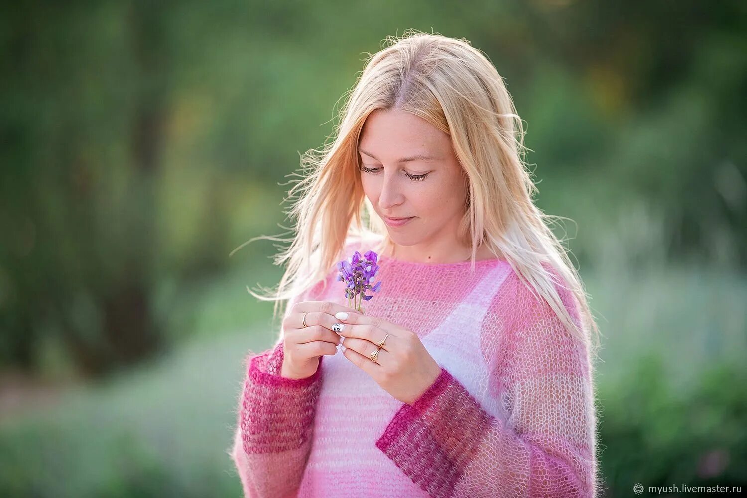 Свитер alize кид мохер. Кофта для девочки из мохера. Кофта для девочки из мохера спицами. Кофта для девочки из мохера. Кофта с баской спицами.