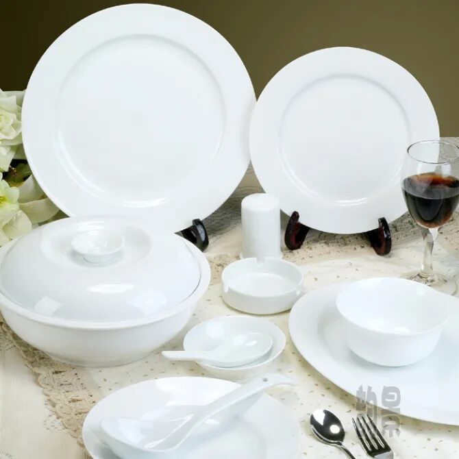 набор тарелок krzysztof alaska 18 предметов\. посуда richmond fine stoneware. набор столовой посуды добрушский фарфоровый завод. набор посуды белый. стильные тарелки.