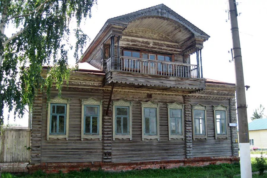 Свято-троицкий монастырь цивильск. Фотографии города цивильска улица юбилейная. Универмаг чувашия цивильск. Цивильск ярмарка с высоты птичьего полета. Церковь святого харлампия цивильск.