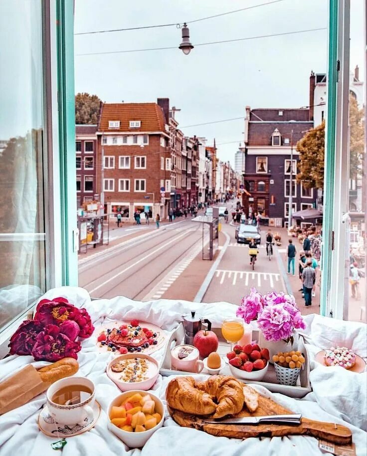 Песня с добрым утром на голландском. С добрым утром нотки. Текст песни утро. Доброе утро песня текст. Nicole & hugo - baby baby 2008.