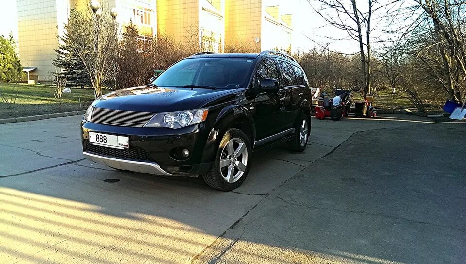 Outlander xl тюнинг. Митсубиси аутлендер xl 2008. mitsubishi outlander xl 3.0 2008. митсубиси аутлендер хл 3.0 2007. митсубиши аутлендер 2008.