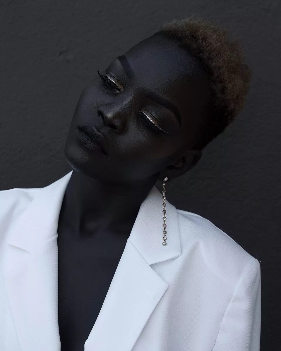 ньяким гатвеч. худия диоп модель. модель из южного судана nyakim gatwech,. модель из южного судана nyakim gatwech,. модель лола чуил.