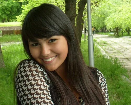 зилола юнусова. узбечка сутки. узбечки в москве. нигора бадалова. узбечка девушка.