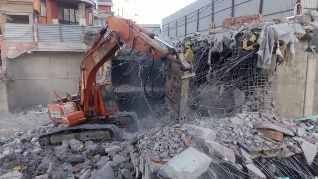 Метод сноса. Метод сноса. Метод сноса. Демонтаж зданий методом обрушения. Демонтаж промышленных зданий.