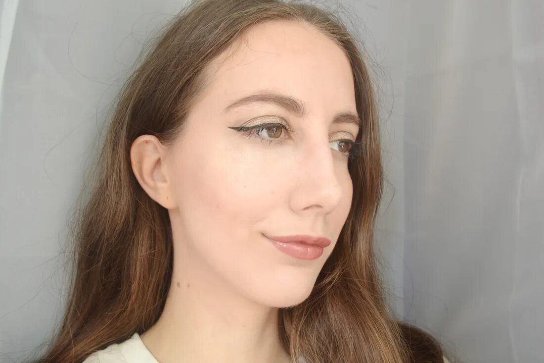 Цвет волос тауп. Кремовые тени Белорусские. Белорусские кремовые тени luxsvisa.