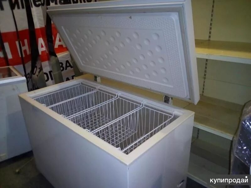Морозильный ларь polair. Морозильный ларь бирюса бу. Ларь морозильный kayman kf200s с глухой крышкой. Costan ларь морозильный. Авито морозильник ларь.