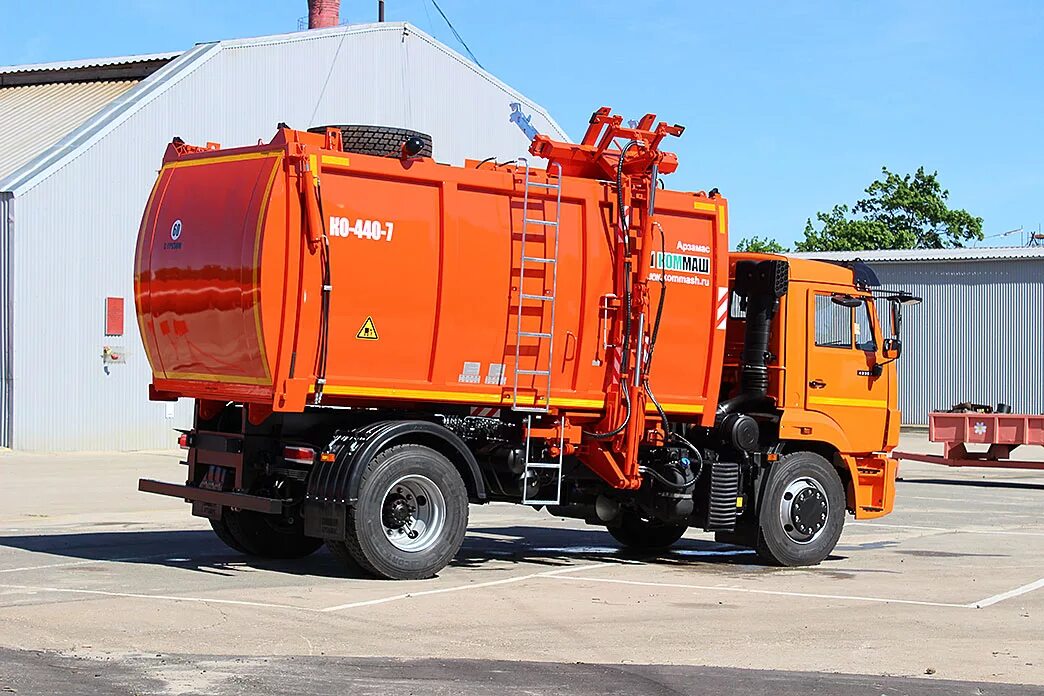 Мусоровоз 10-16 кубов 2022-2023. Мусоровоз gpm iv 22h25p. Другой мусоровоз. Маз мусоровоз. Другой мусоровоз.