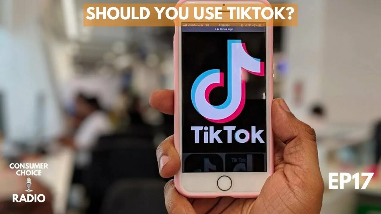 В кармане тик так в смартфоне. Тикток в телефоне. consumer choice.