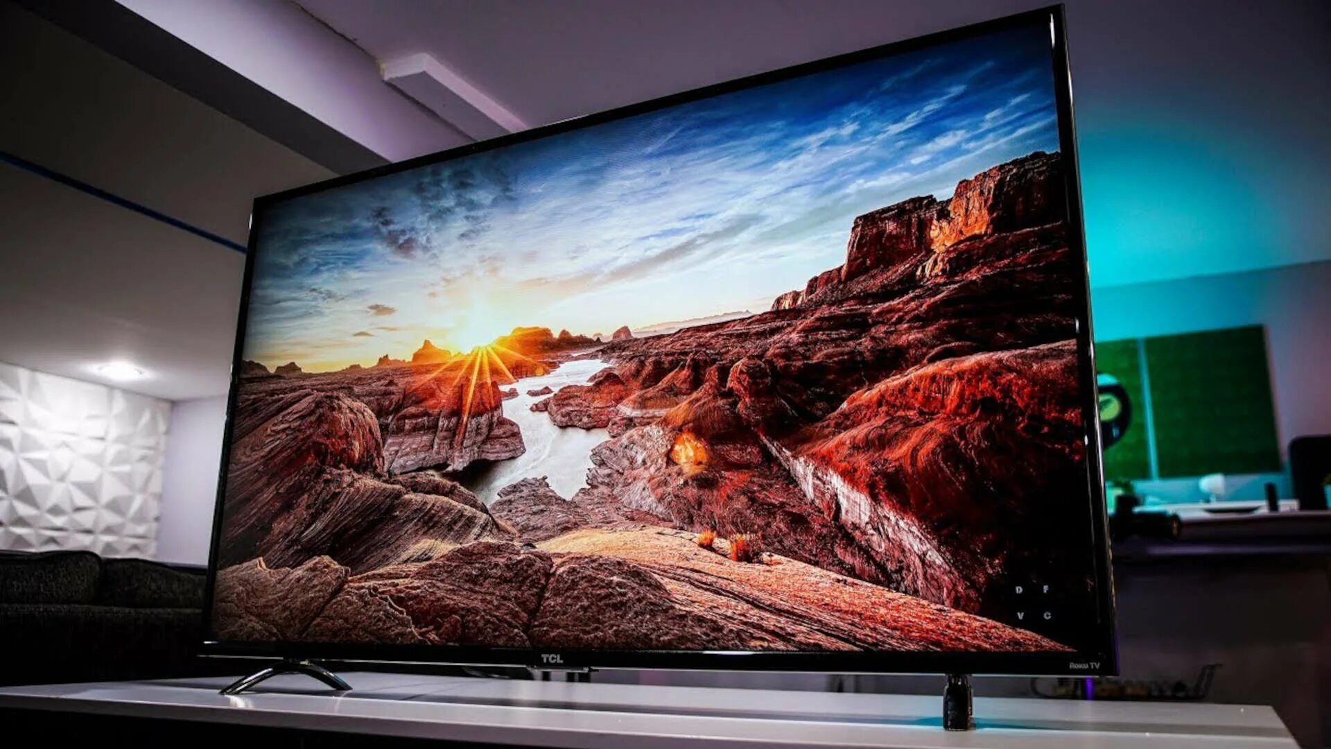 Hdr телевизор отзывы. Телевизор TCL 43p615.