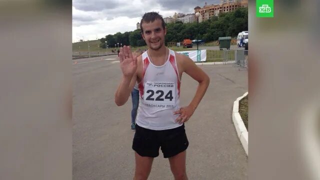 В честь умершего атлета. 17 летний парень футболист. В честь умершего атлета. Наградные грамоты. Погиб спортсмен новости-фото.