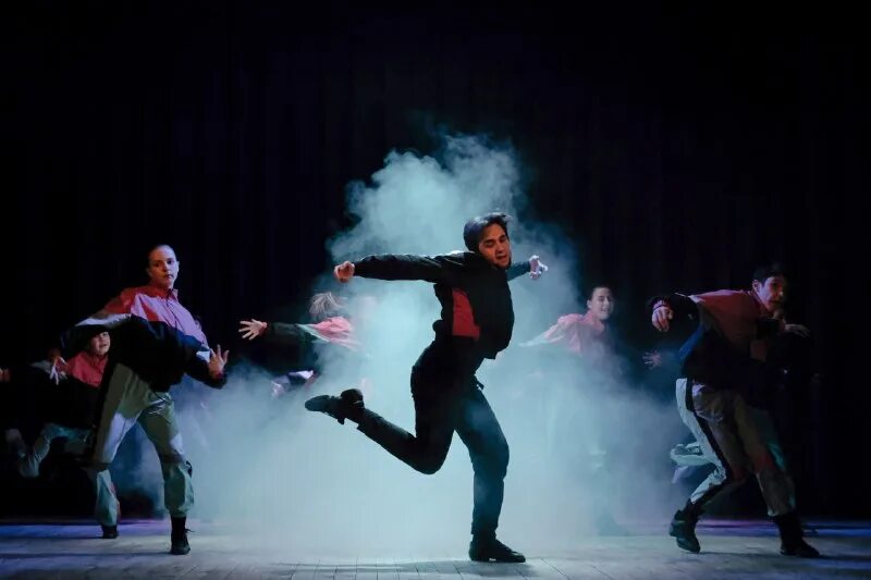 Текст песни новогодняя ночь. Понятие балет. Полька птичка карабас. Танцуй часа текст. Стих 22 июня не танцуйте сегодня не пойте.