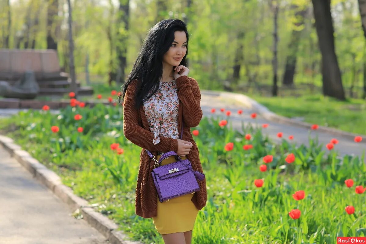 Асель койшыбаева нурлановна. Алматы найти девушку. Алматы найти девушку. Одинокие женщины алматы. Красивые девушки в алматы.