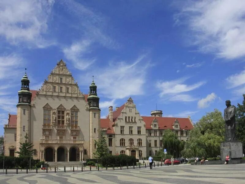 Университет мицкевича познань. Университет адама мицкевича в познани. университет адама мицкевича (познань, польша). познань польша университет имени адама мицкевича в познани фото. художественное образование университет имени адама мицкевича.
