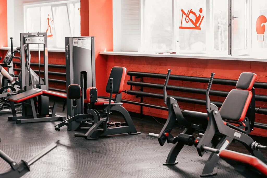 бомба фитнес клуб кострома. фитнес зал синяя птица. салон на окружной окружная 55. окская жемчужина тренажерный зал. олимпик холл кострома новополянская.