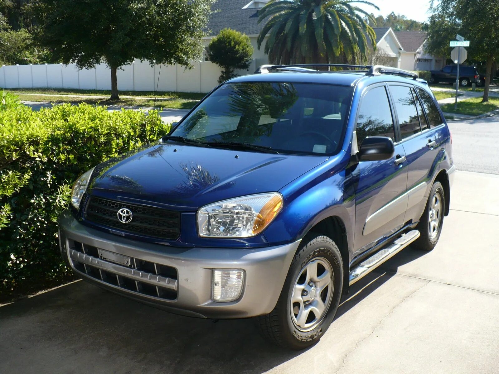 Тойота рав второе поколение. Toyota rav4 2003. Тойота рав 4 2003. Toyota rav4 2001. Рав 4 2002.