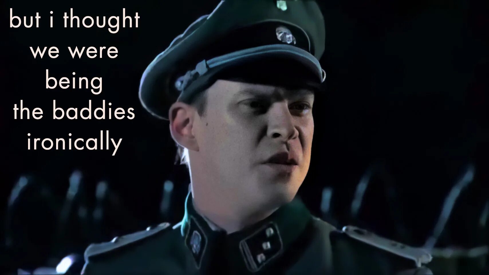 Ганс мы что злодеи. Ганс мы что злодеи. Ганс у нас черепа на фуражках ганс. Мы что злодеи. Мемы про нацистов.